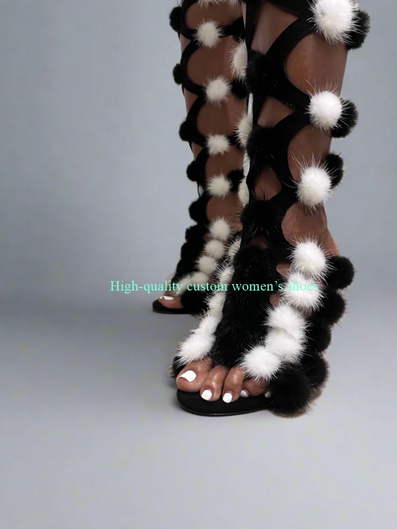 Pointed Toes White Pom-Pom Dec - Crossfit Outfit のレビューと価格