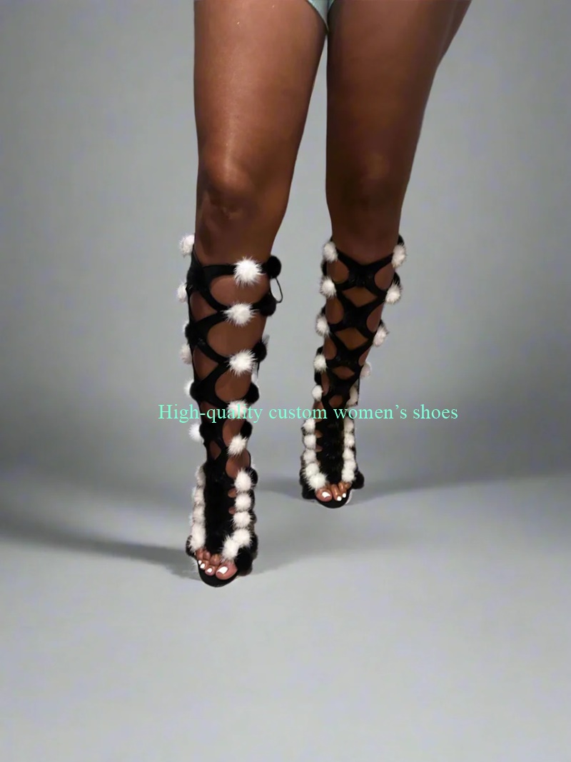 Pointed Toes White Pom-Pom Dec - Crossfit Outfit のレビューと価格